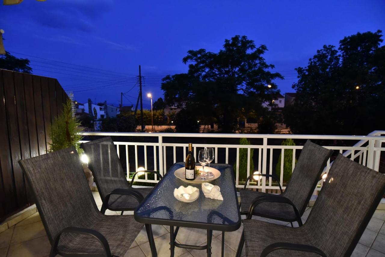 Holiday Blue Apartment Palaiontsiflikion Ngoại thất bức ảnh
